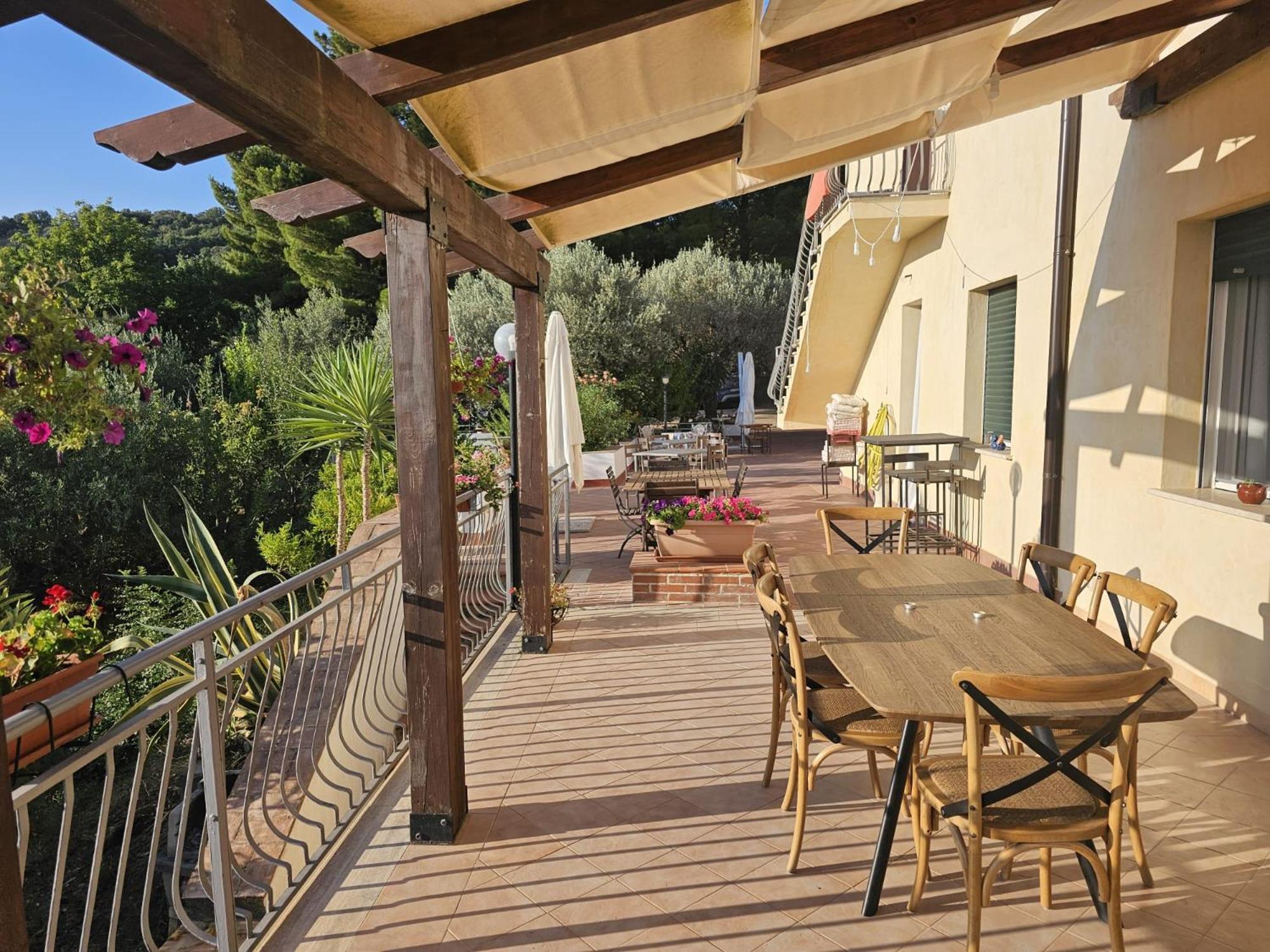 Hotel Borgo Vignale Santuario di Gibilmanna Exterior foto